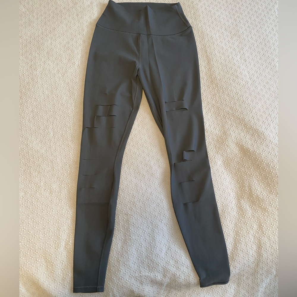 Alo High-Waist Ripped Warrior Legging, grey.